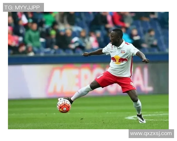 以哈图足球球星为核心展现赛场激情与团队拼搏精神